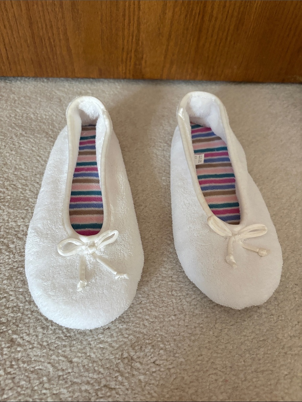 isotoner  White Plush Ballet Slippers with Bow Detail